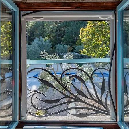 Viktor, A Wonderful Rustic Close To The Villa