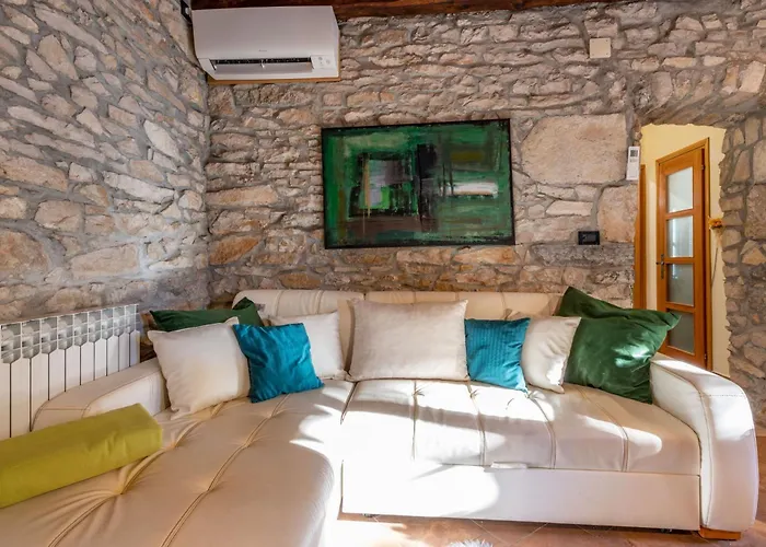 Viktor, A Wonderful Rustic Close To The Villa Krapan