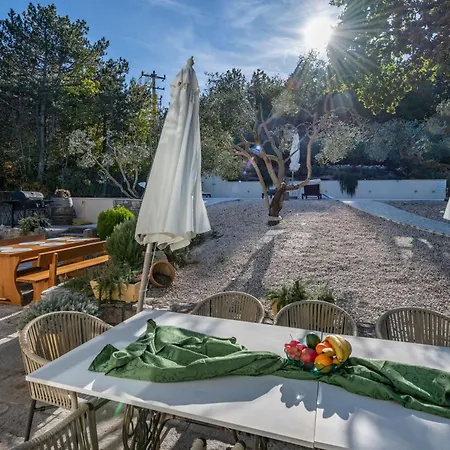 Viktor, A Wonderful Rustic Close To The Krapan