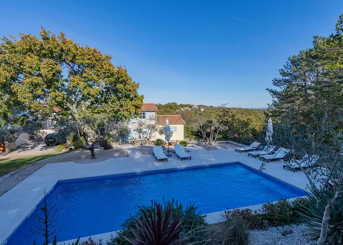 Vila Viktor, A Wonderful Rustic Close To The