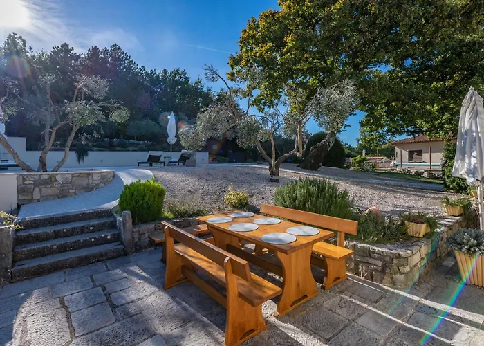 Viktor, A Wonderful Rustic Close To The Vila Krapan